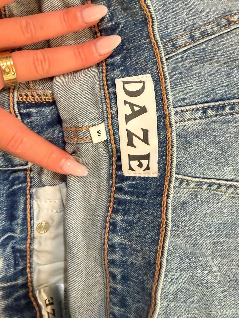 Daze Women’s Distressed Denim Shorts